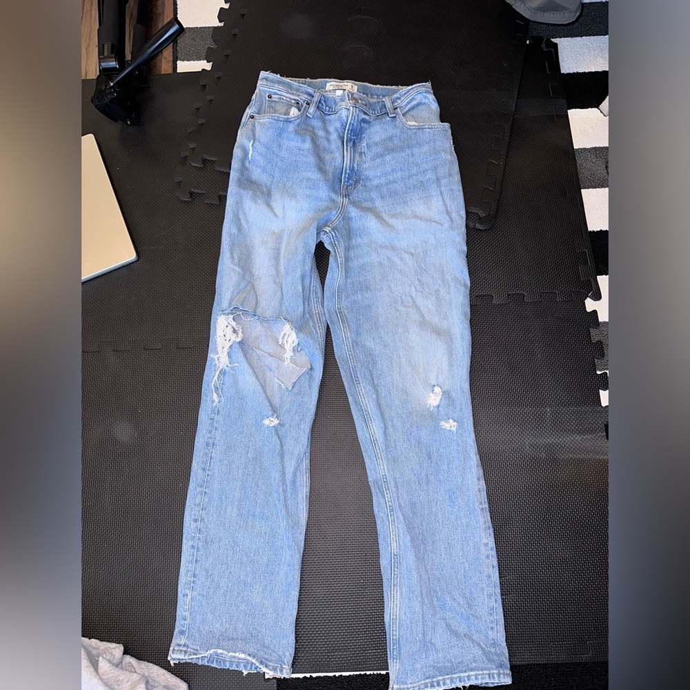 A&F curve lover 90s straight jeans ultra high rise
